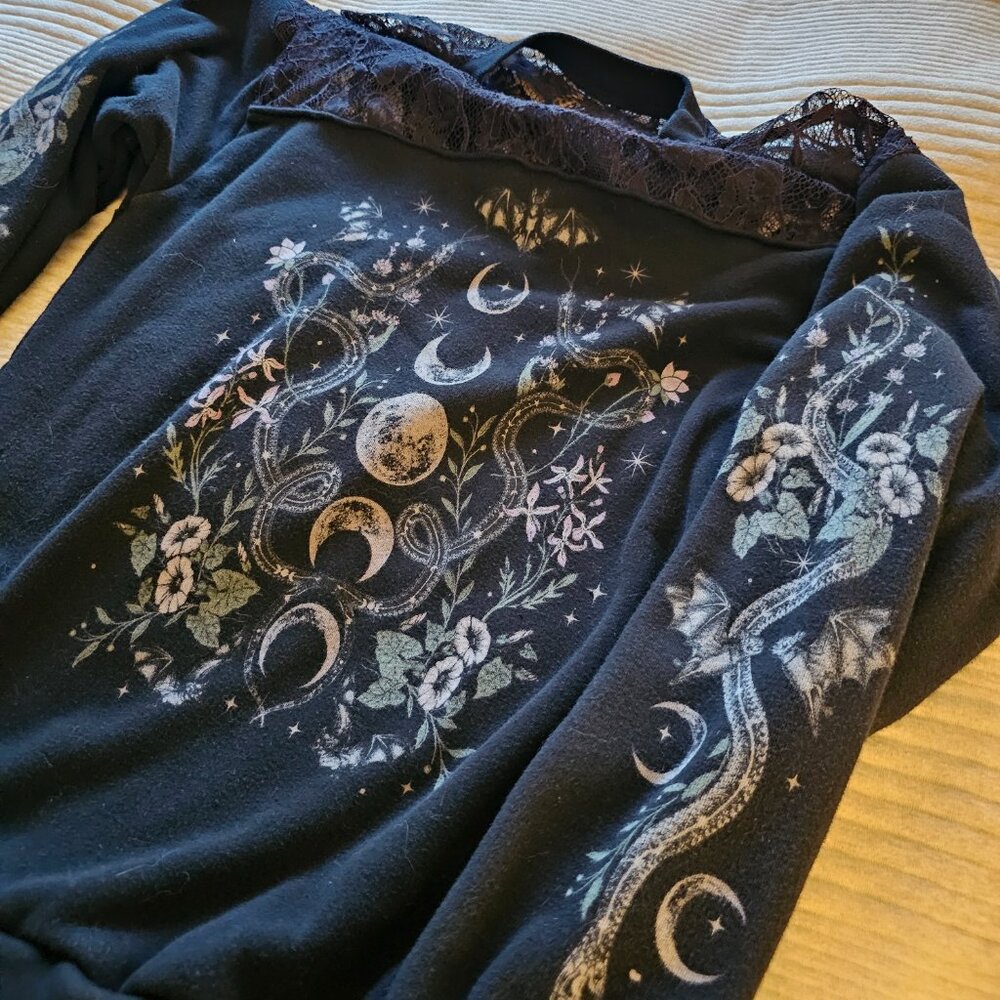 Graphic Moon Phase Lace Sweatshirt - Medium